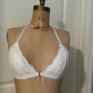 Abercrombie ivory lace bralette - never worn- medium